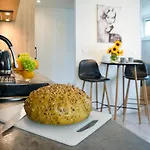 Compact I - Faktura Vat, Szybkie Wi-fi, Netflix, Niedaleko Centrum Apartmán *