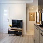 Apartmán Compact I - Faktura Vat, Szybkie Wi-fi, Netflix, Niedaleko Centrum *
