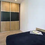 아파트 Compact I - Faktura Vat, Szybkie Wi-fi, Netflix, Niedaleko Centrum
