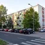 Compact I - Faktura Vat, Szybkie Wi-fi, Netflix, Niedaleko Centrum