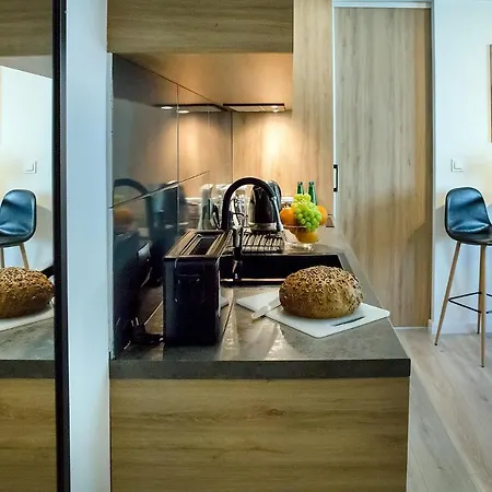 Compact I - Faktura Vat, Szybkie Wi-fi, Netflix, Niedaleko Centrum *