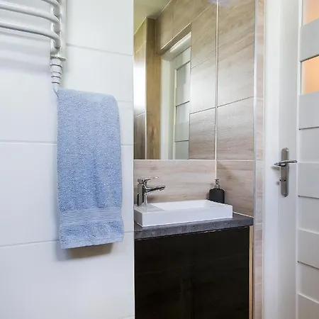 Apartment Compact I - Faktura Vat, Szybkie Wi-fi, Netflix, Niedaleko Centrum