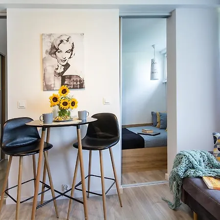 Apartment Compact I - Faktura Vat, Szybkie Wi-fi, Netflix, Niedaleko Centrum Koszalin