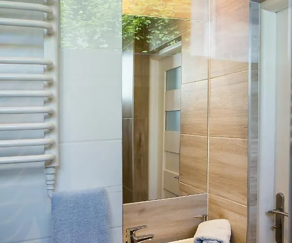 Compact I - Faktura Vat, Szybkie Wi-fi, Netflix, Niedaleko Centrum